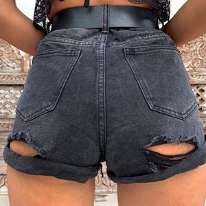 Tiger mist Francie high rise black denim cheeky shorts size small